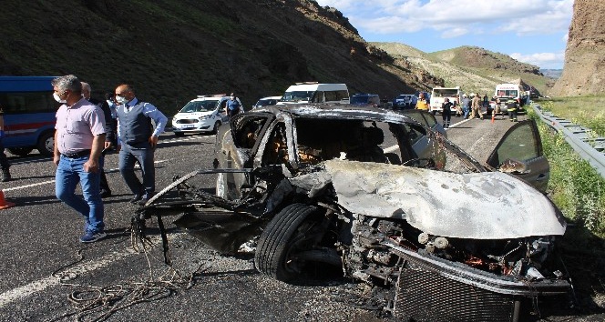 Erzurum'da feci kaza: 2 ölü, 3 yaralı