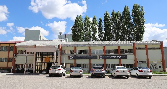 Erzurum Meslek Yüksekokulu, Teknik Bilimler ve Sosyal Bilimler Meslek Yüksekokulu olarak ikiye ayrıldı