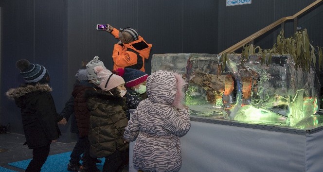 Minik sanatseverler Ata Buz Müzesini ziyaret etti